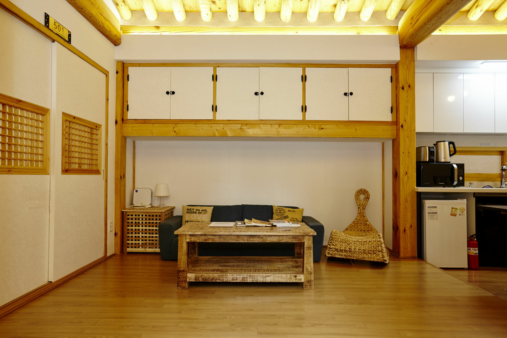 Hanok 24 Guesthouse Gyeongbokgung Сеул Екстер'єр фото